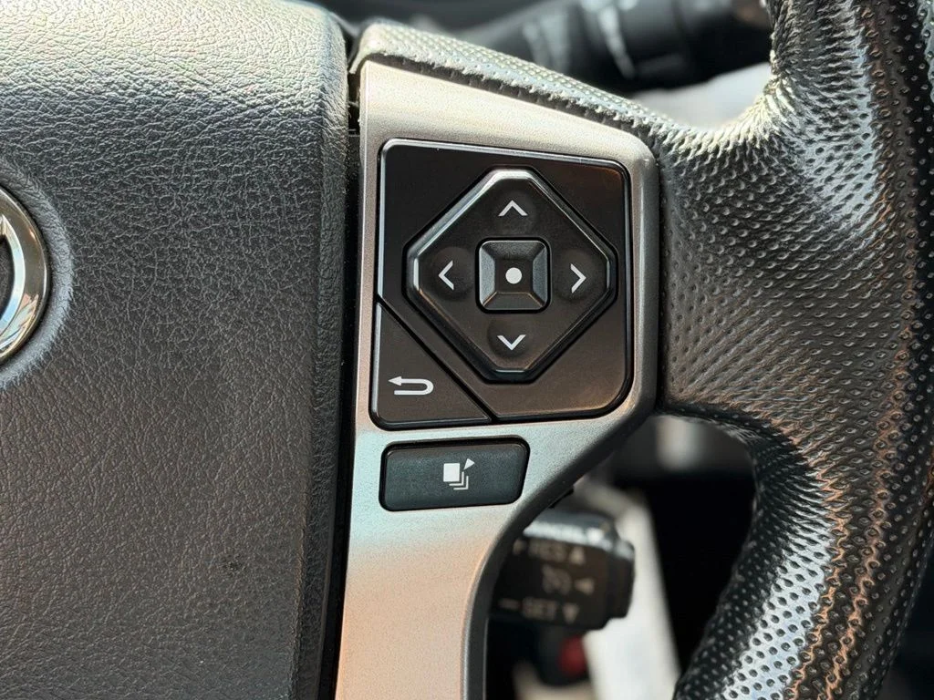 Used 2016 Beige Toyota SR5 image 10