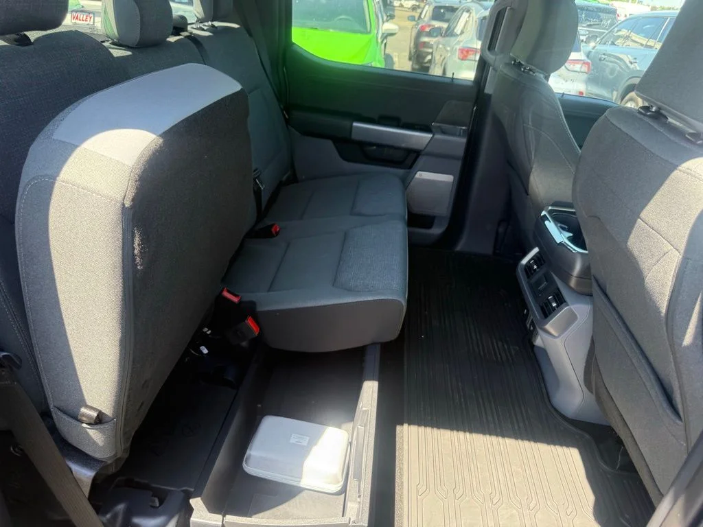 2025 Ford F-150 XLT - Photo 47