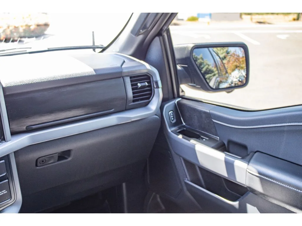 Used 2026 Antimatter Blue Metallic Ford XLT image 57