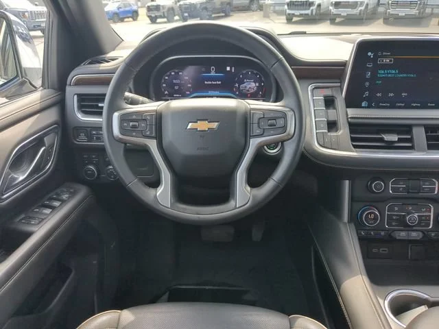 Used 2023 SUMMIT WHITE Chevrolet Premier image 16