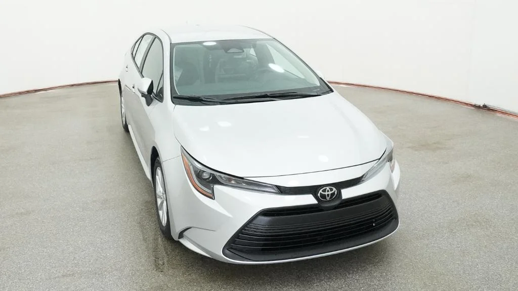 New 2026 Classic Silver Metallic Toyota LE image 19