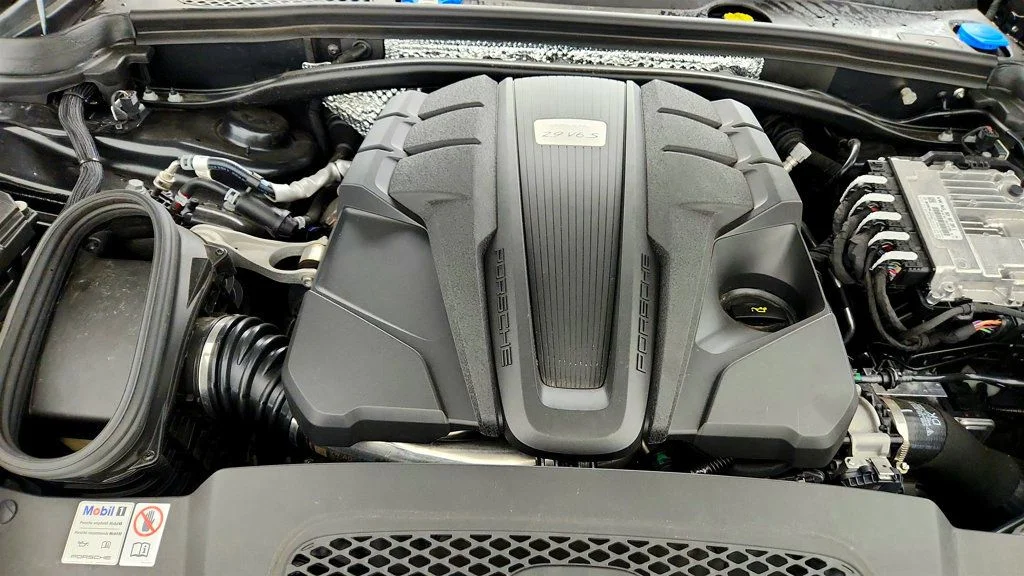Used 2024 Volcano Grey Metallic Porsche S w/ Premium Plus Package & Sport Chrono Package image 27