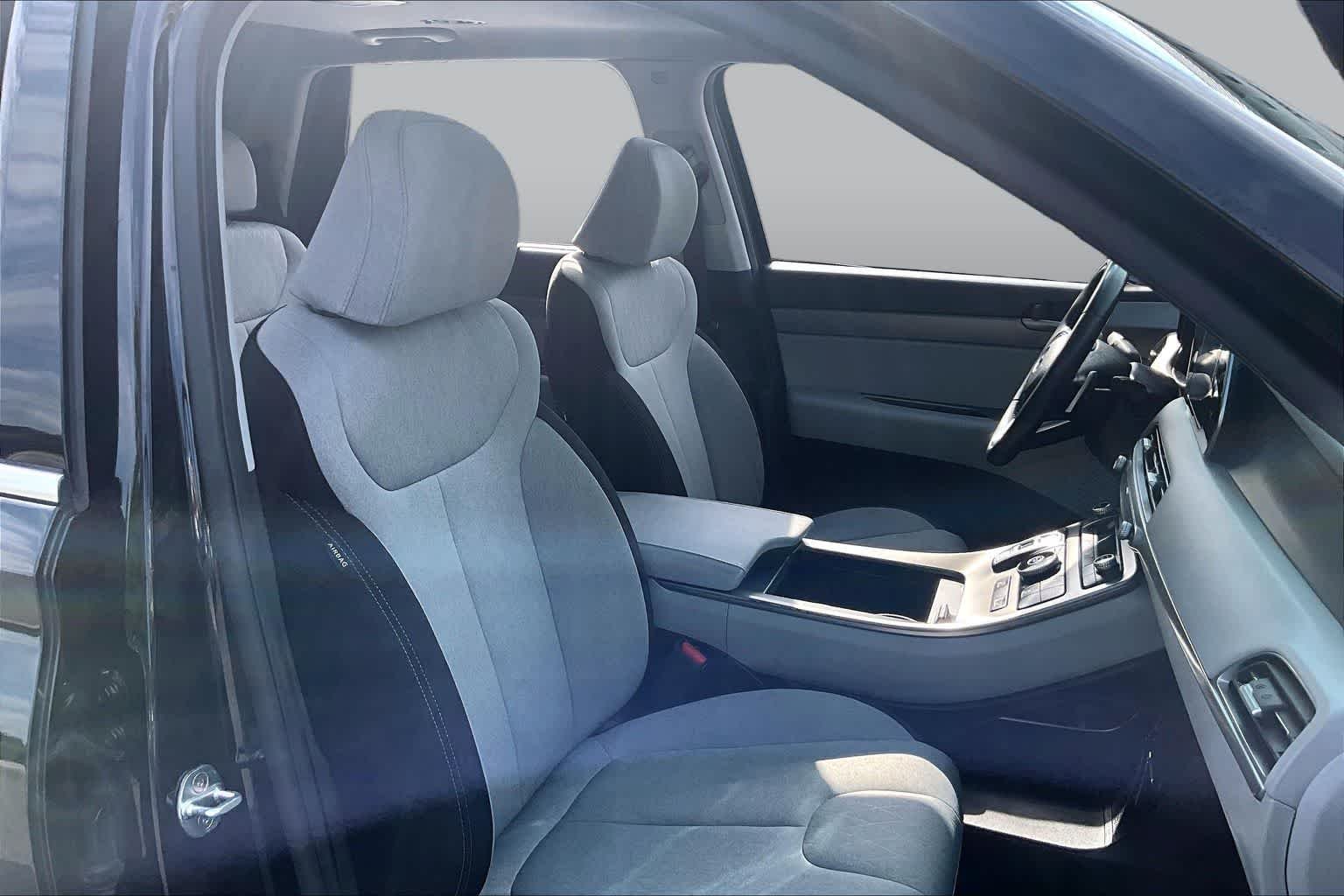 Used 2020 Becketts Black Hyundai SEL image 9