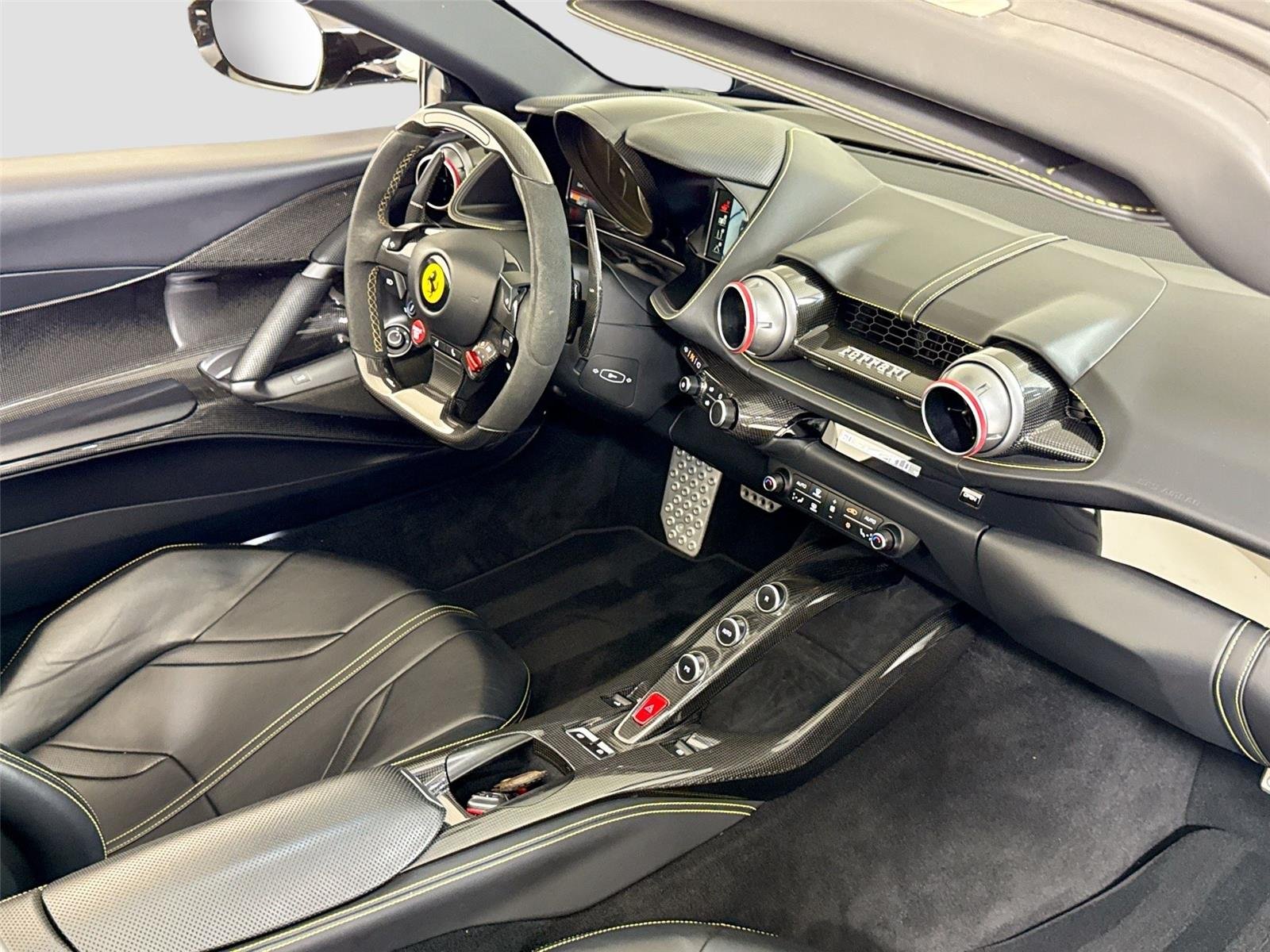 Used 2021 Nero Ferrari  image 29
