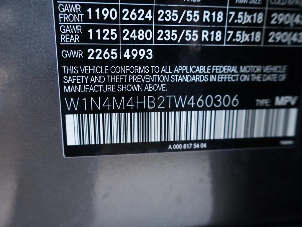 Certified Used 2026 Mountain Gray Metallic Mercedes-Benz GLB 250 image 41