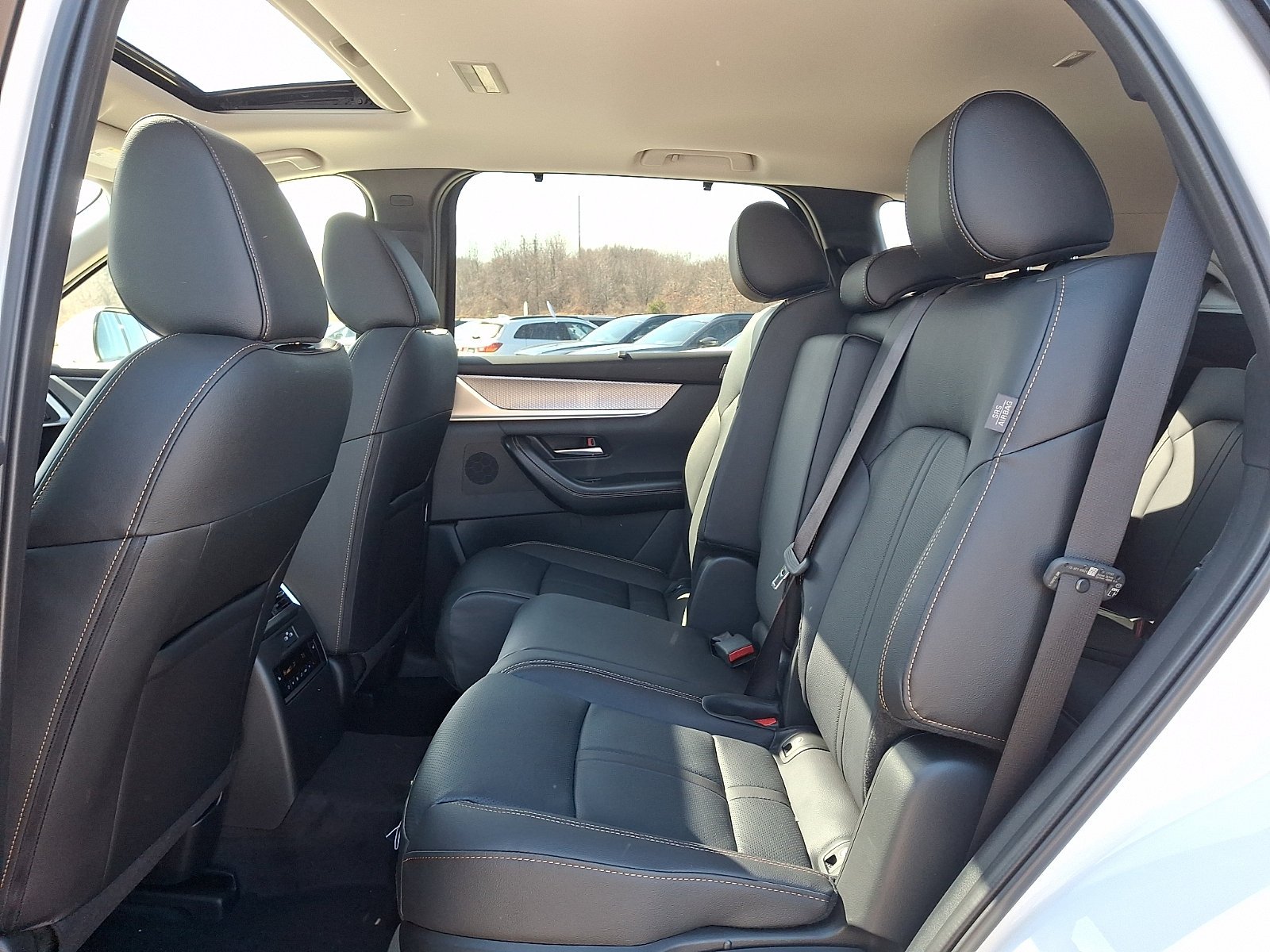 2026 Mazda CX-90 Preferred Package - Photo 6