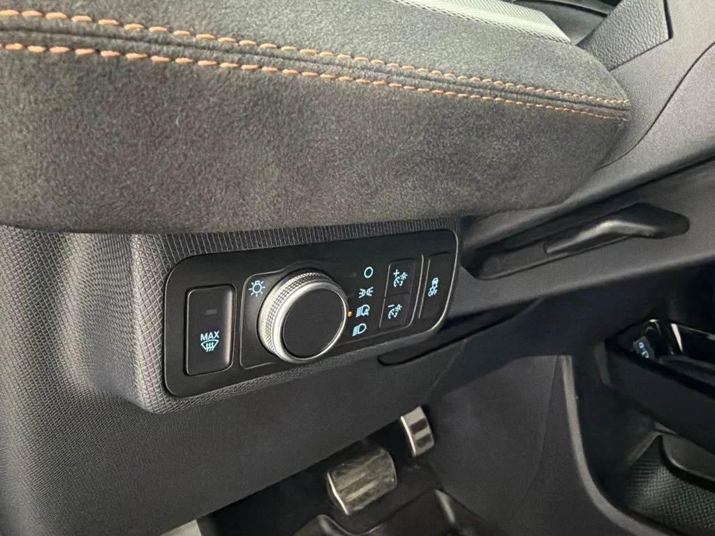 Used 2021 Blue Ford GT image 22