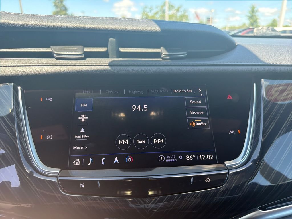 Used 2025 Silver Cadillac Premium Luxury image 35