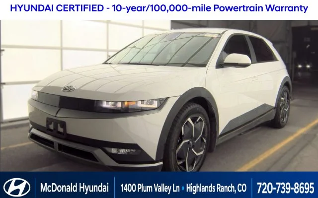 Used 2023 White Hyundai SEL image 1