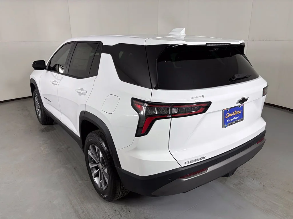 New 2027 Summit White Chevrolet LT image 7