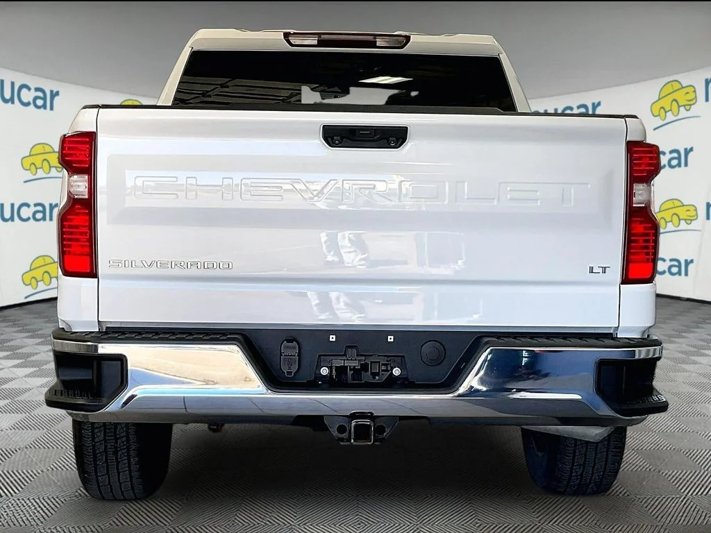 Used 2024 White Chevrolet LT image 5
