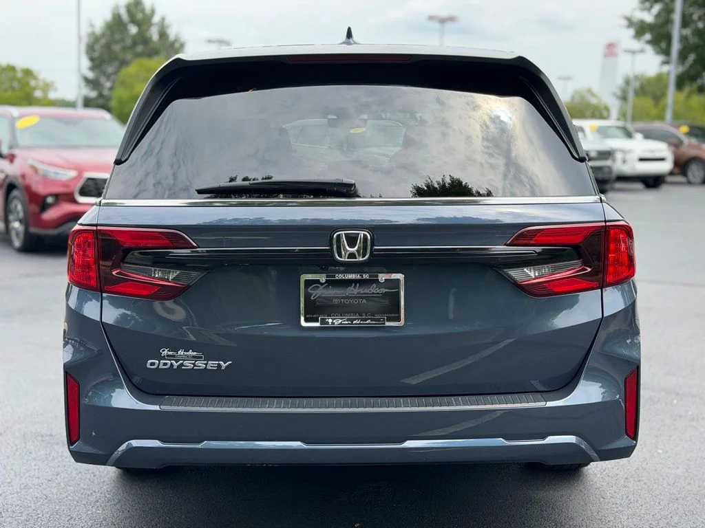 Used 2025  Honda EX-L image 7