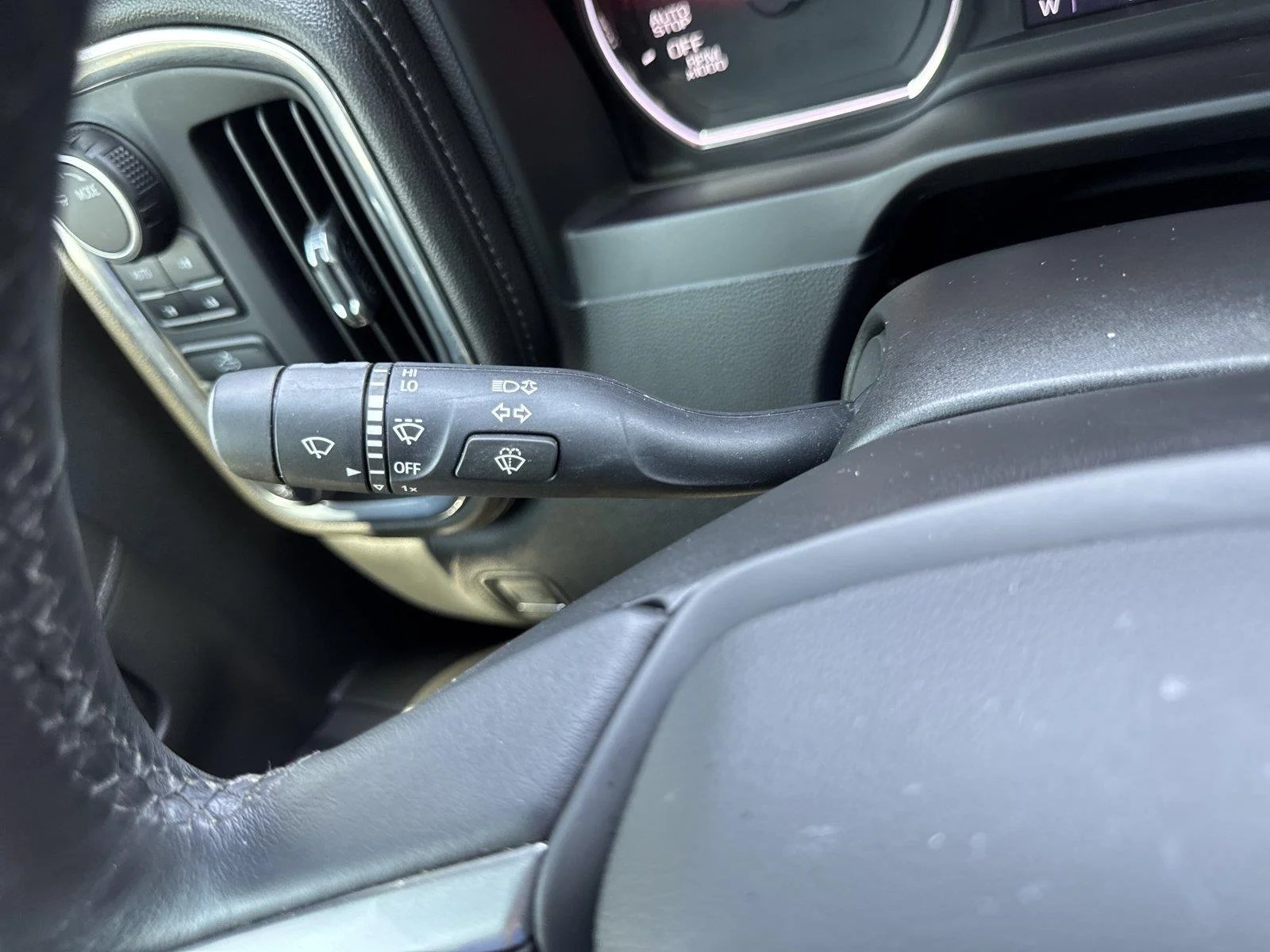 Used 2022 SATIN STEEL METALLIC Chevrolet LT image 23