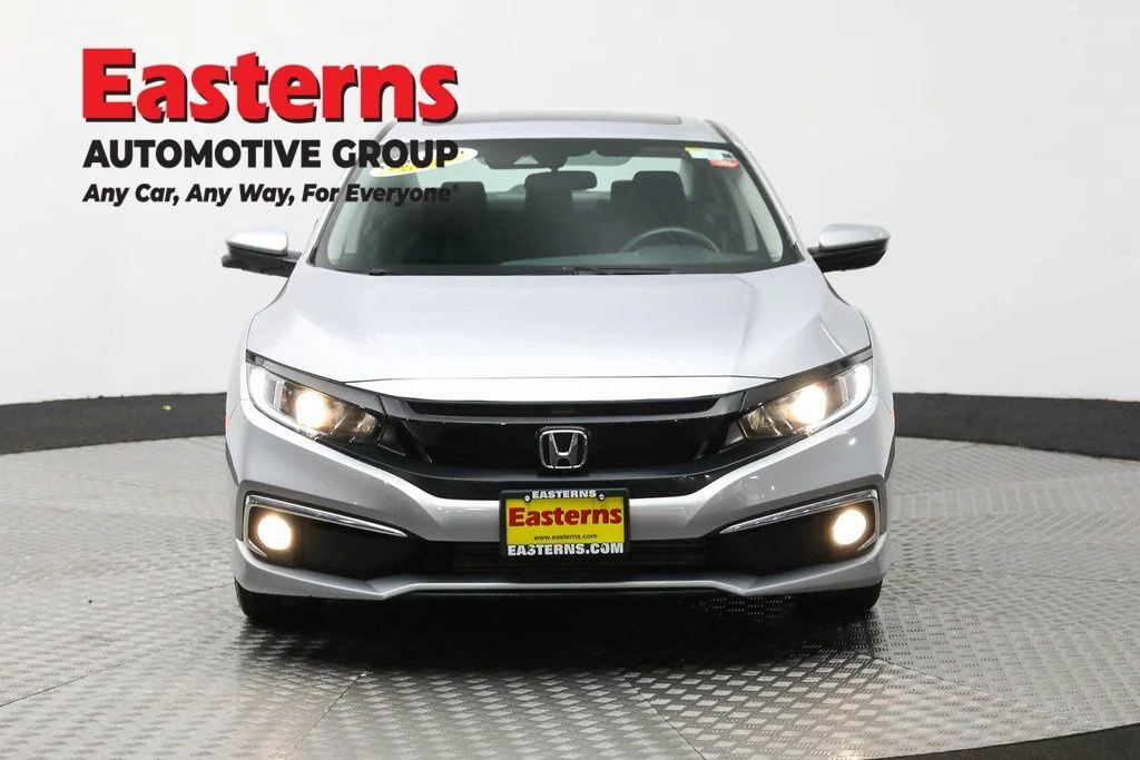 Used 2021 Silver Honda EX image 2