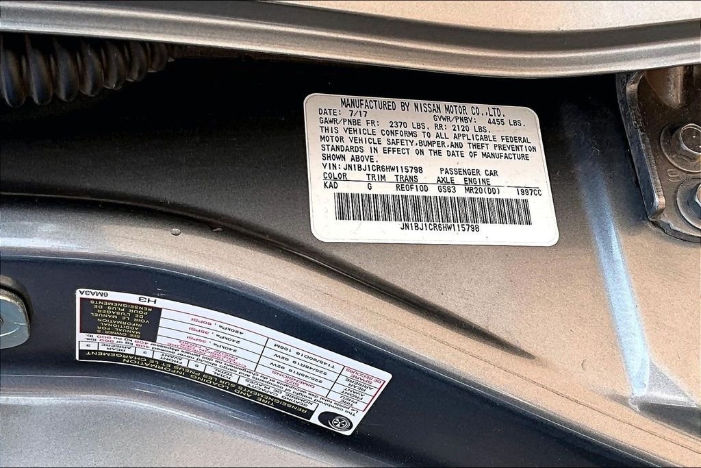Used 2017 Gray Nissan SL image 28