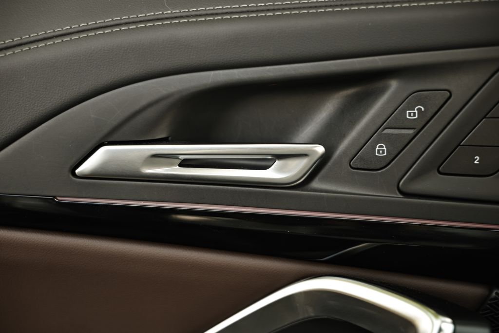 Used 2025 Space Silver Metallic BMW xDrive28i image 15