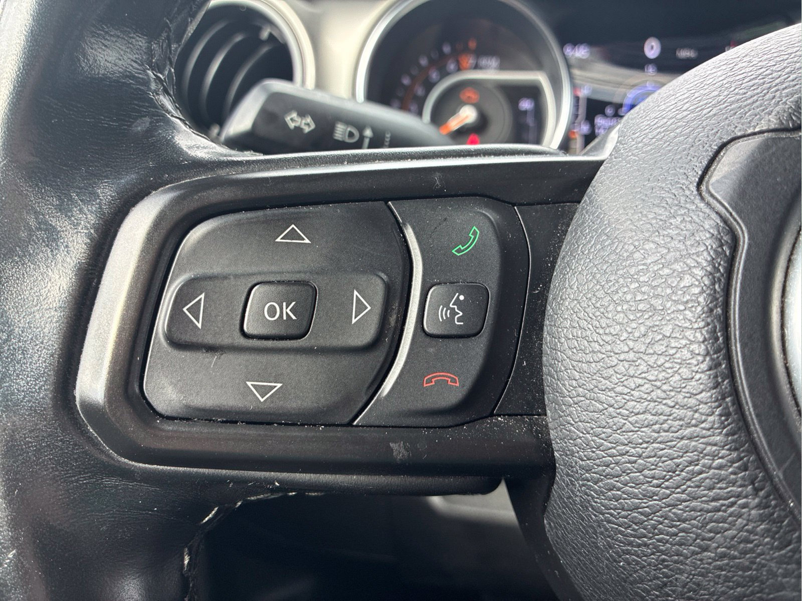 Used 2021 Silver Jeep Sport S image 13