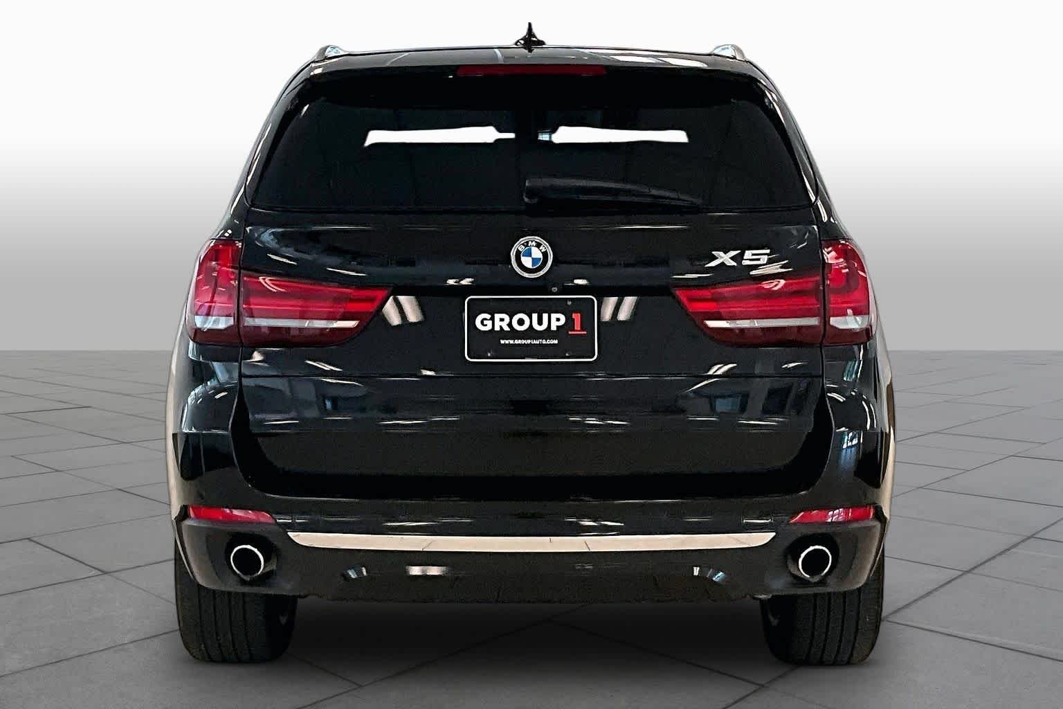 Used 2017 Jet Black BMW sDrive35i image 4