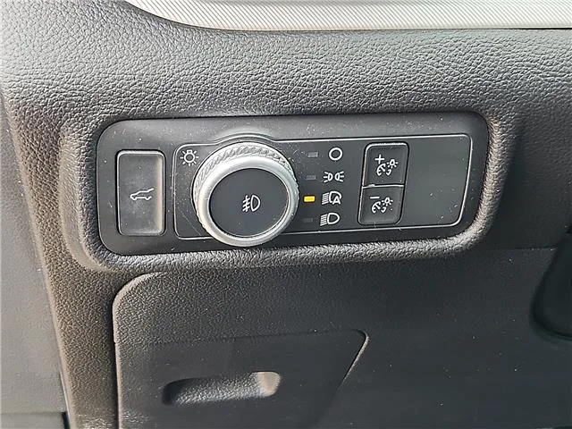 Used 2022 Carbonized Gray Metallic Ford XLT 4x2 image 12