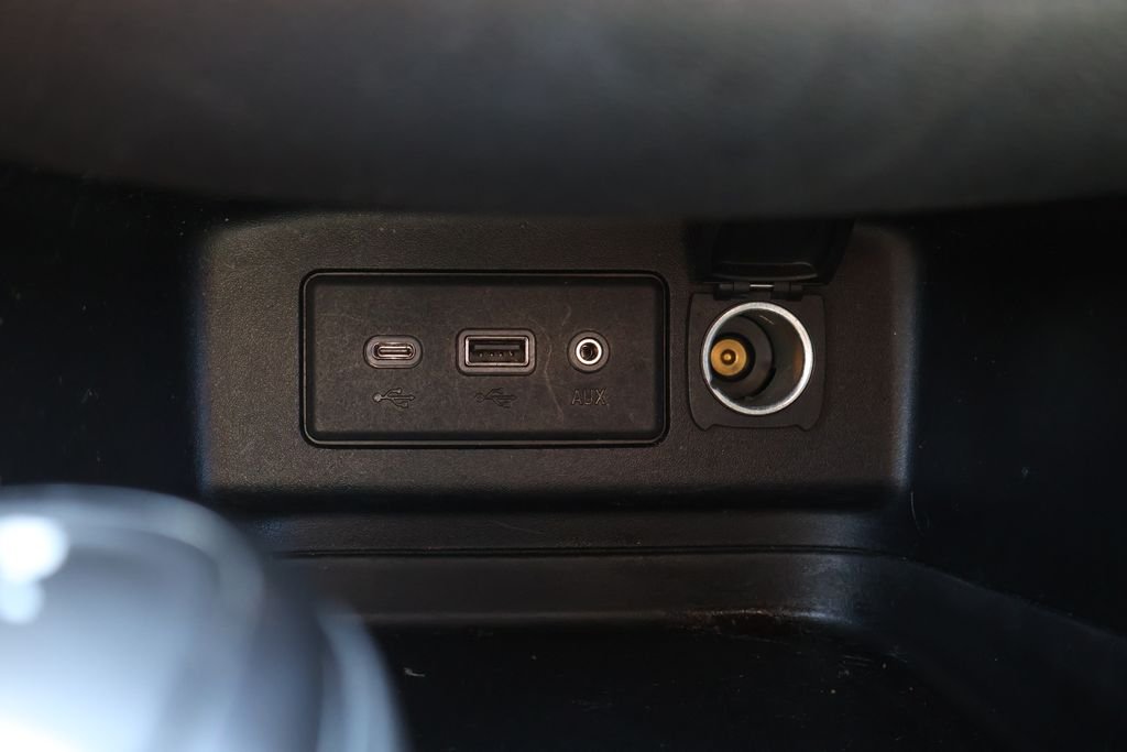 Used 2020 MIDNIGHT BLUE METALLIC Chevrolet LT image 31