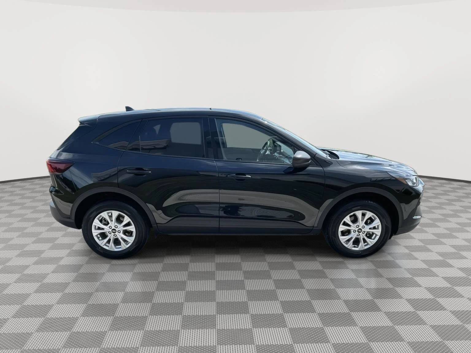Used 2025 Agate Black Ford Active image 13