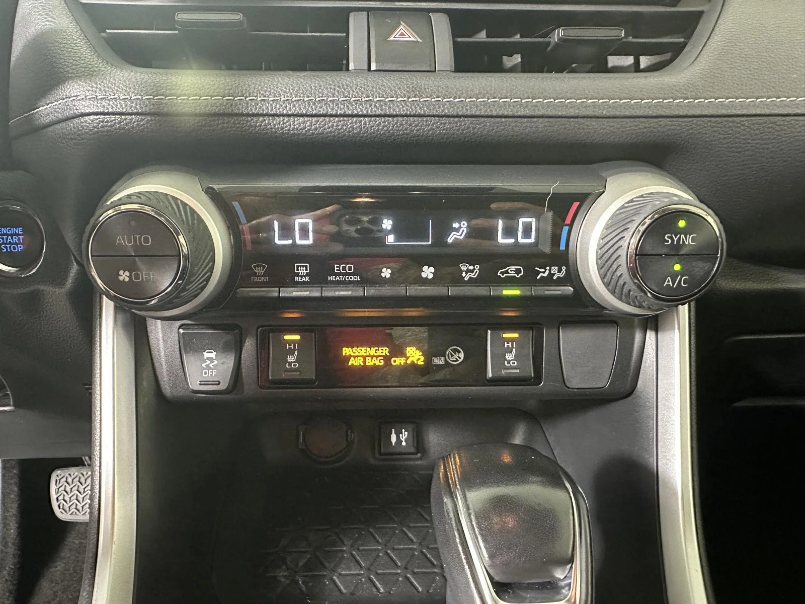 Used 2019 Ruby Flare Pearl Toyota XLE image 20