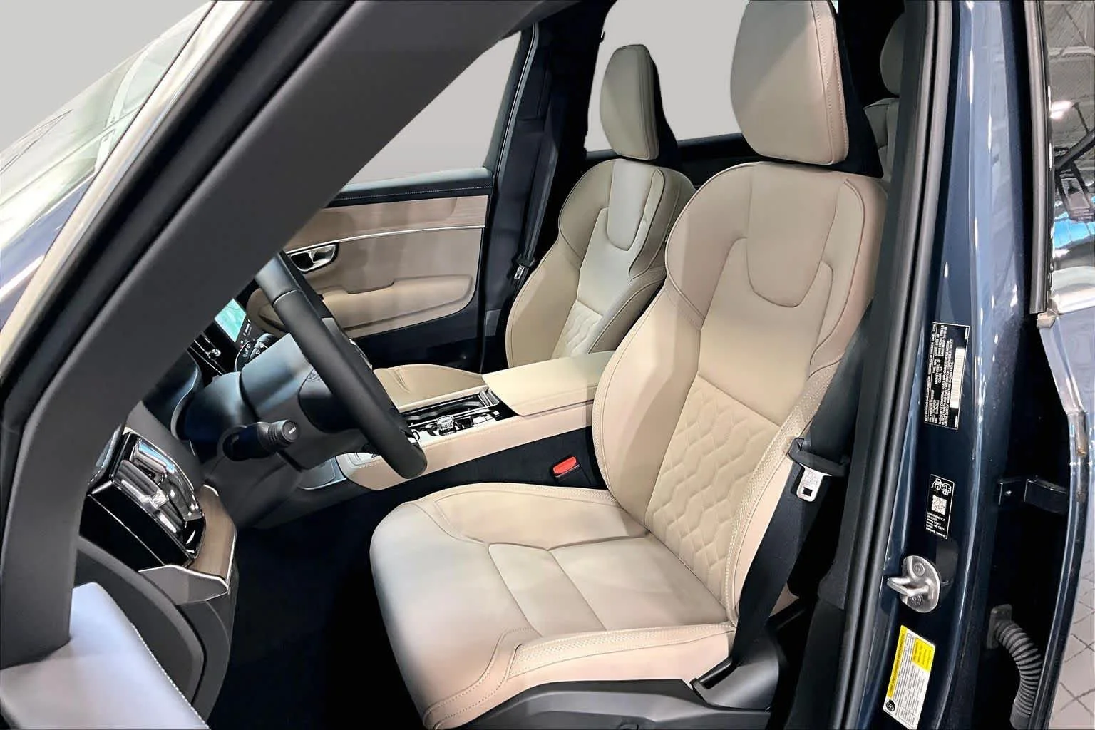New 2026 DENIM BLUE Volvo Plus image 13