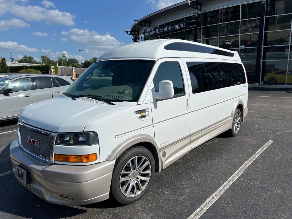 2020 GMC Savana 2500 Ext WB's photo