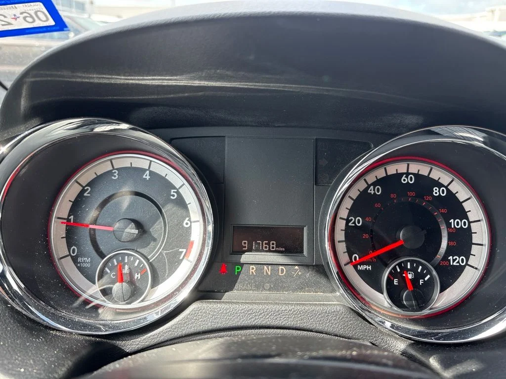 Used 2017 Gray Dodge SE Plus image 7