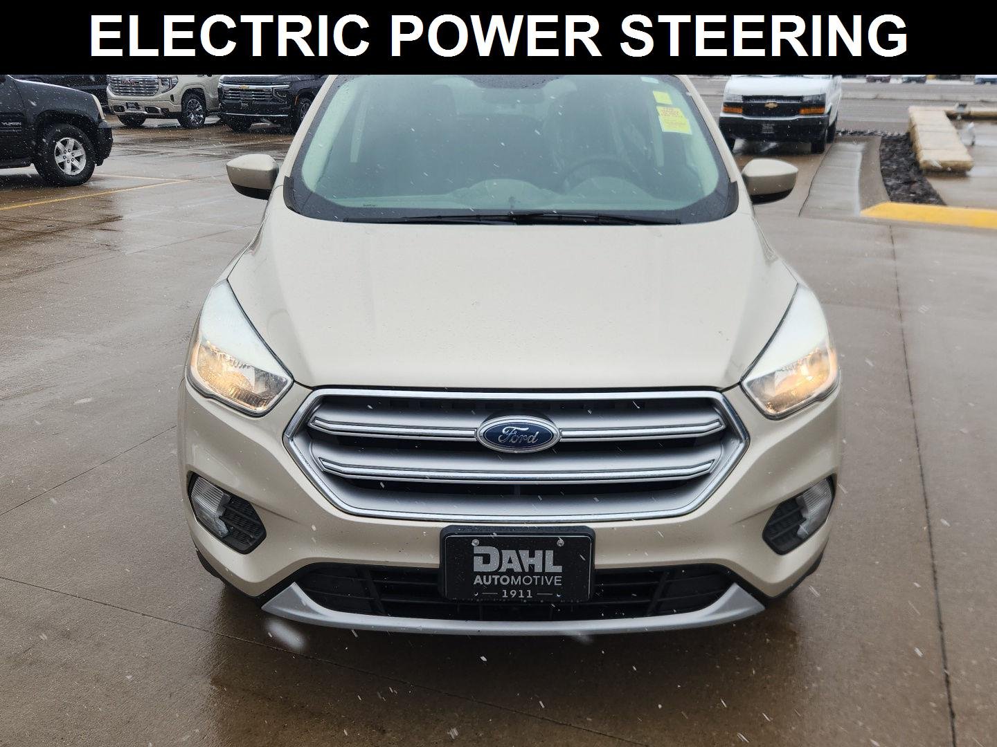 Used 2017 Ford Escape SE with VIN 1FMCU9GD9HUE96320 for sale in Winona, Minnesota