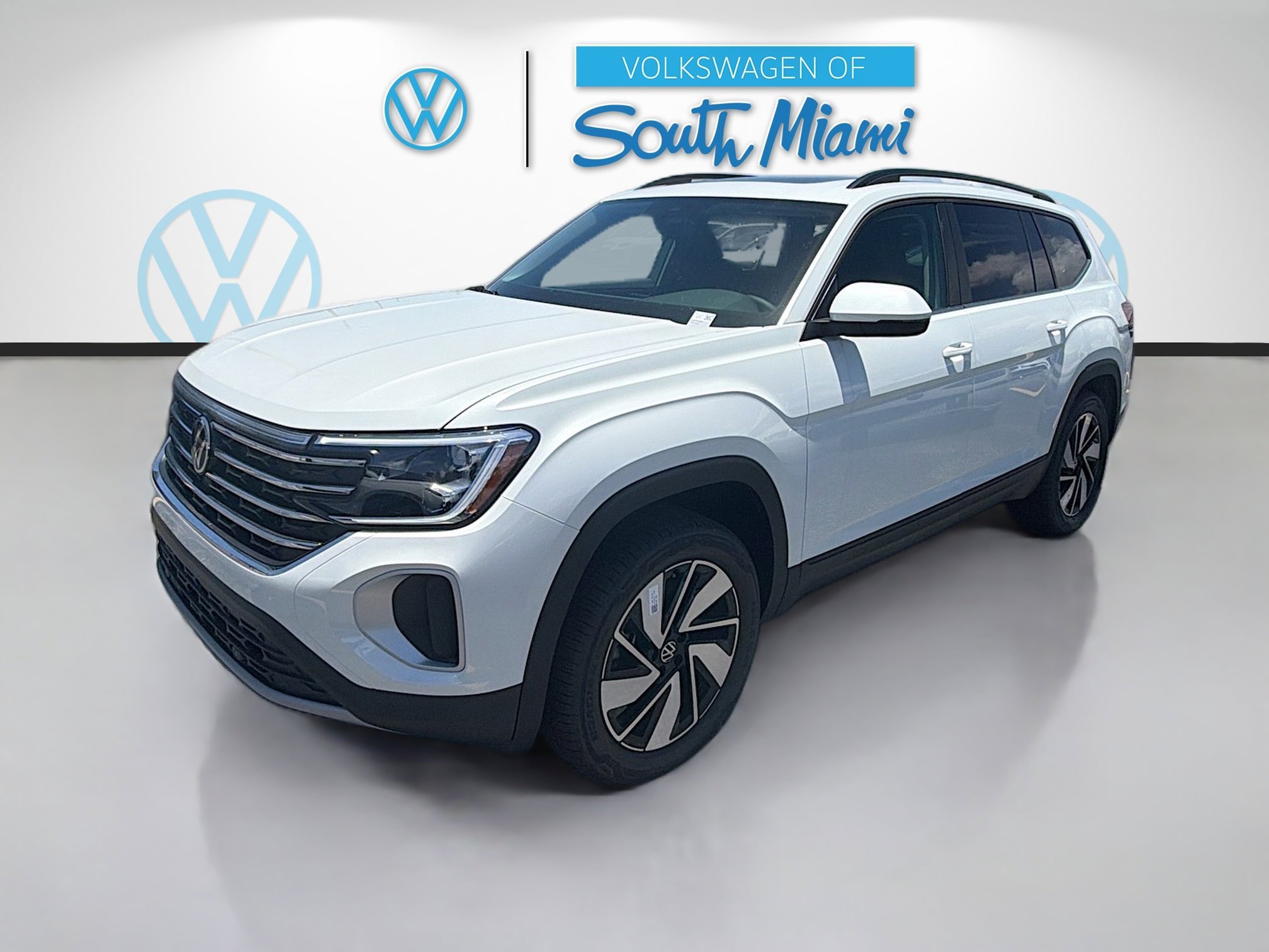 New 2026 White Pearl Volkswagen 2.0T SE w/Technology image 3