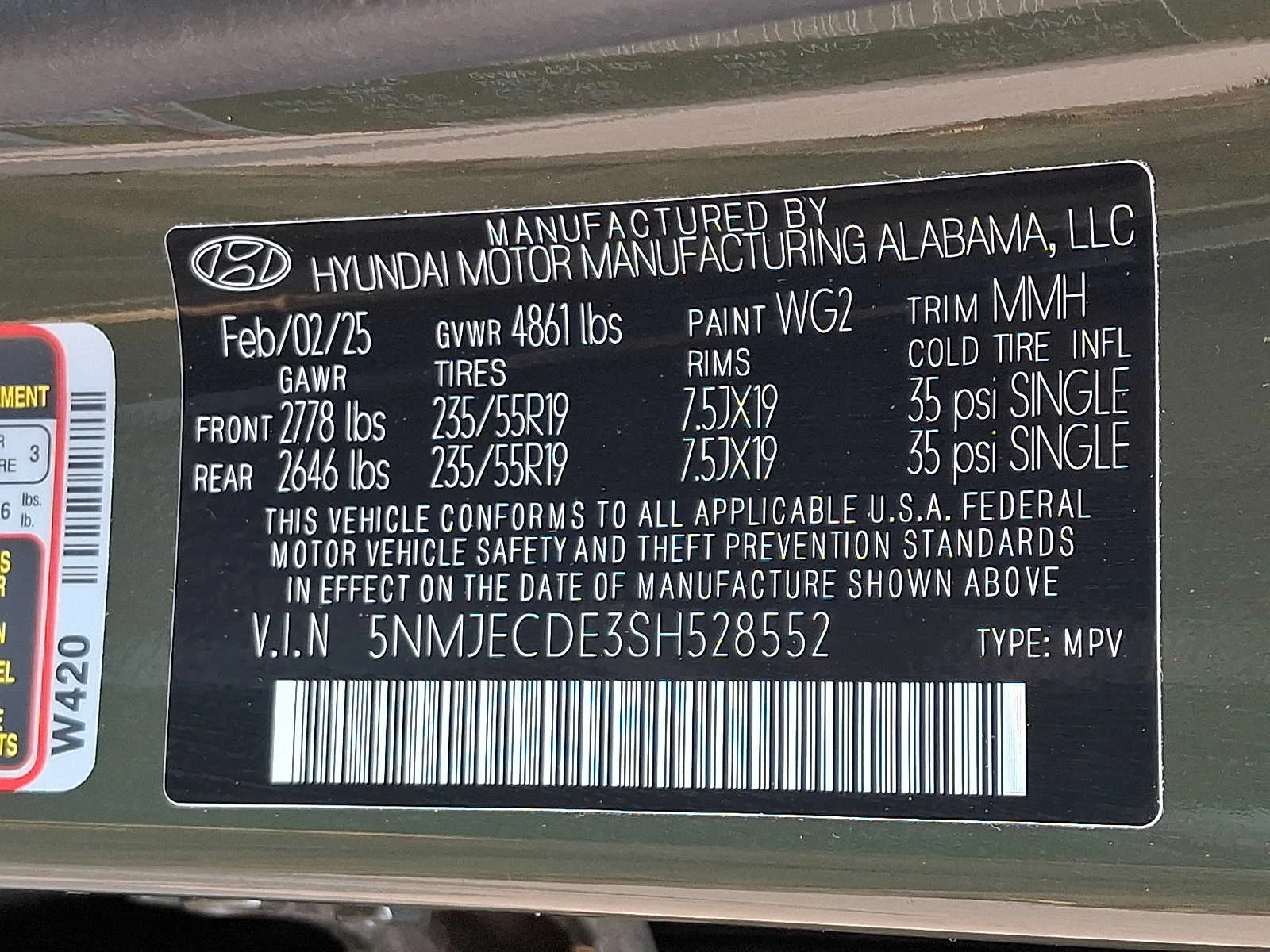Used 2025 Rockwood Green Hyundai Limited image 28