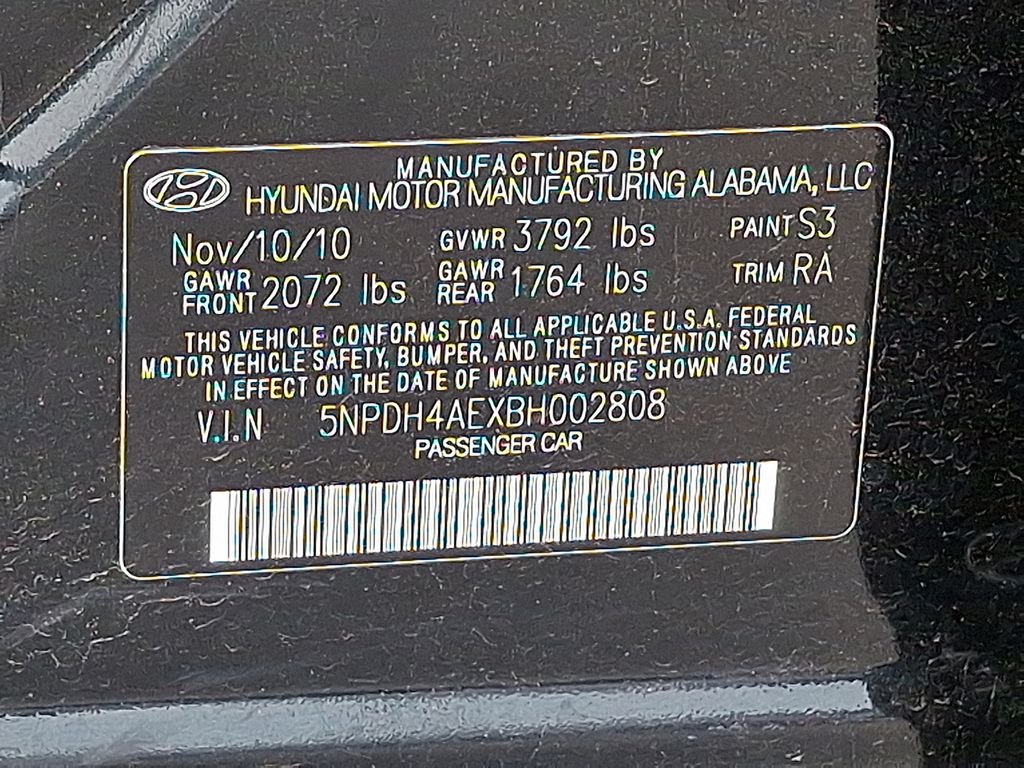 Used 2011 Black Hyundai GLS image 26