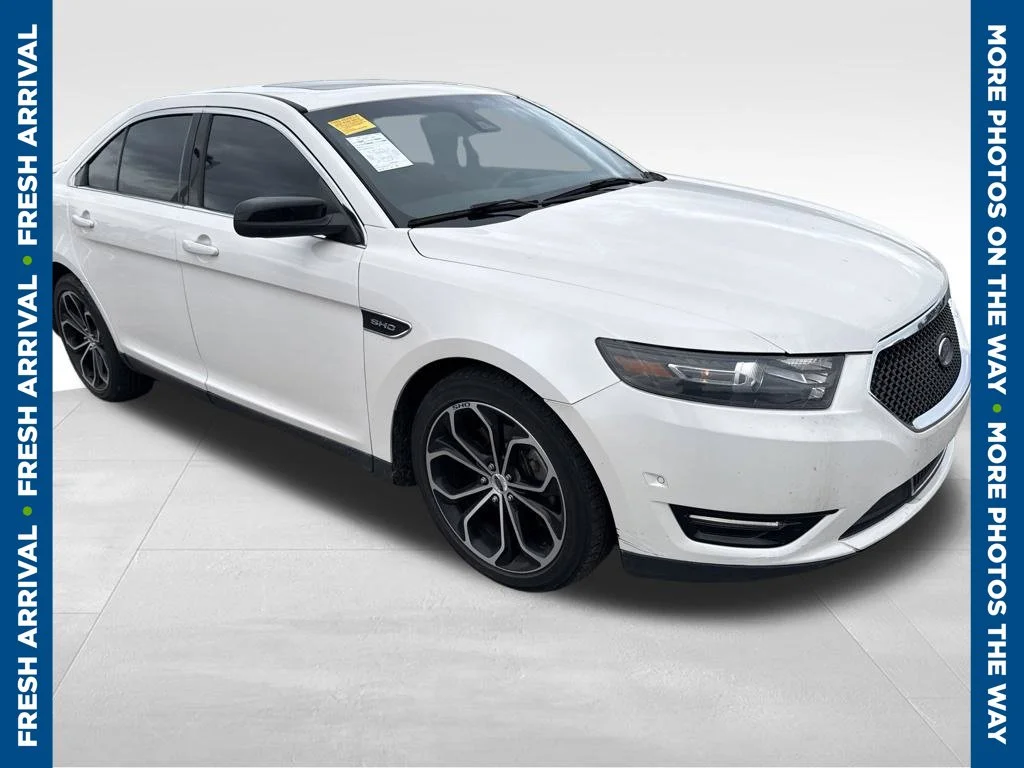 Used 2018 White Ford SHO image 1