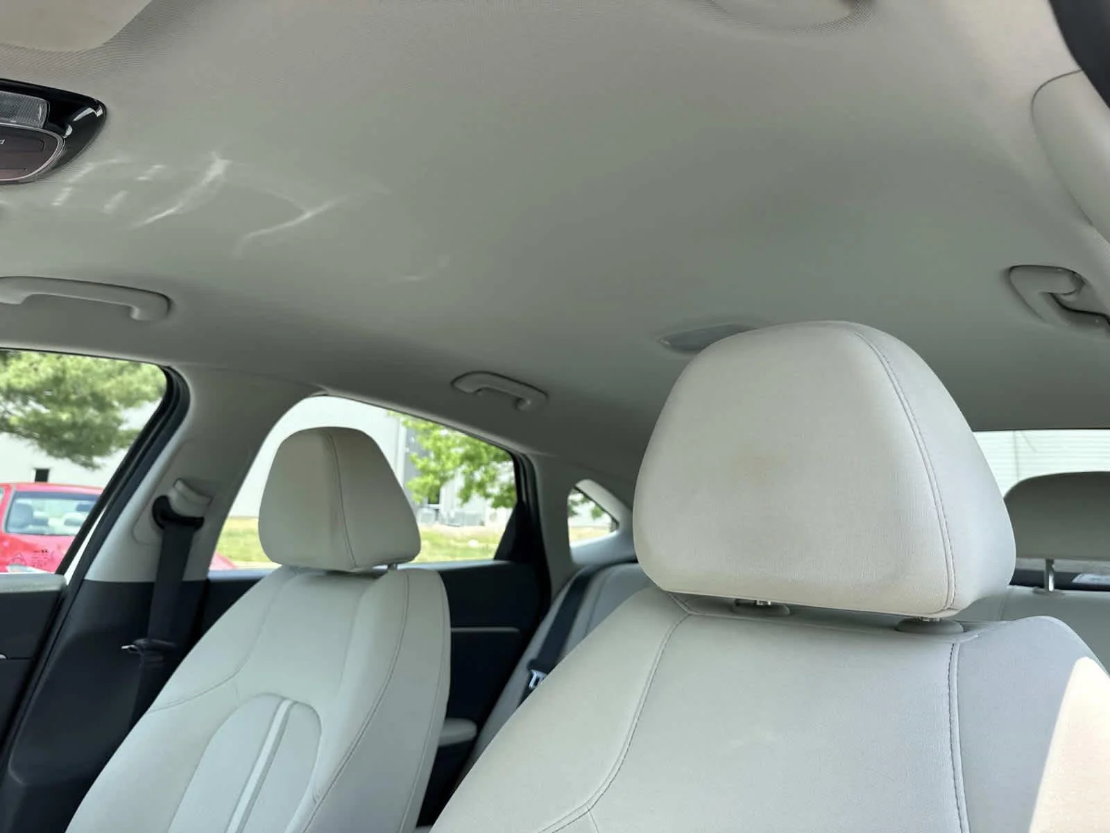 Used 2023 Serenity White Hyundai SEL image 7