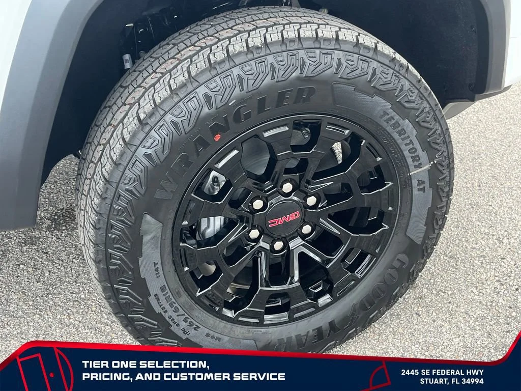 New 2026 Summit White GMC Elevation image 20