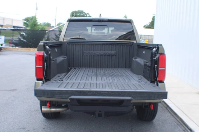 Used 2025 BROWN Toyota  image 17