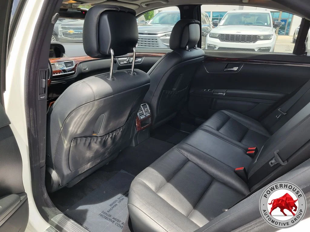 Used 2011 White Mercedes-Benz S 550 image 13