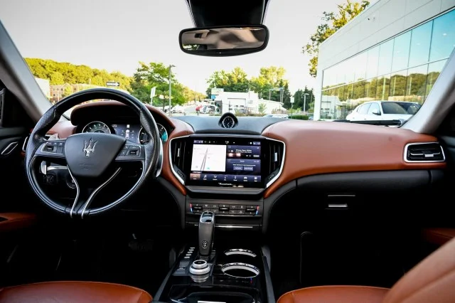 Used 2022 BLUE Maserati Modena Q4 ~~ image 29