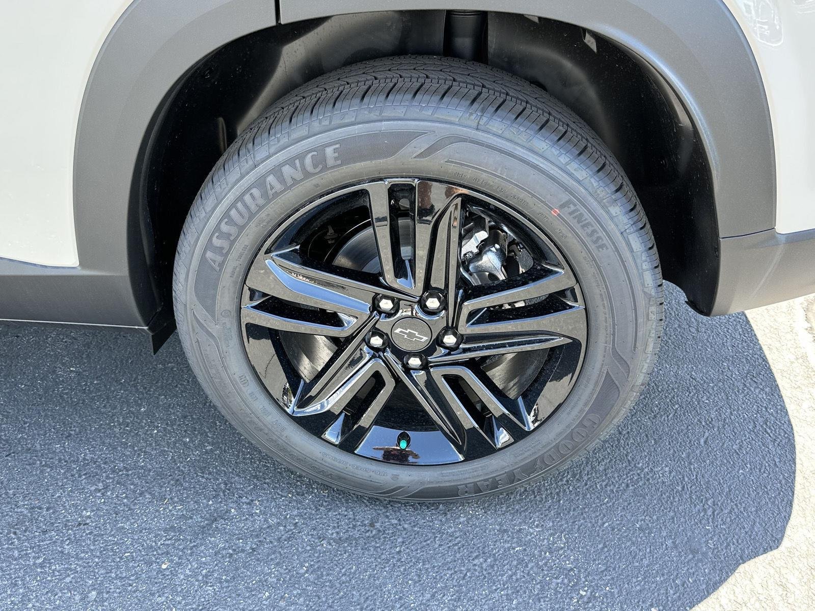 New 2026 White Sands Chevrolet ACTIV image 14
