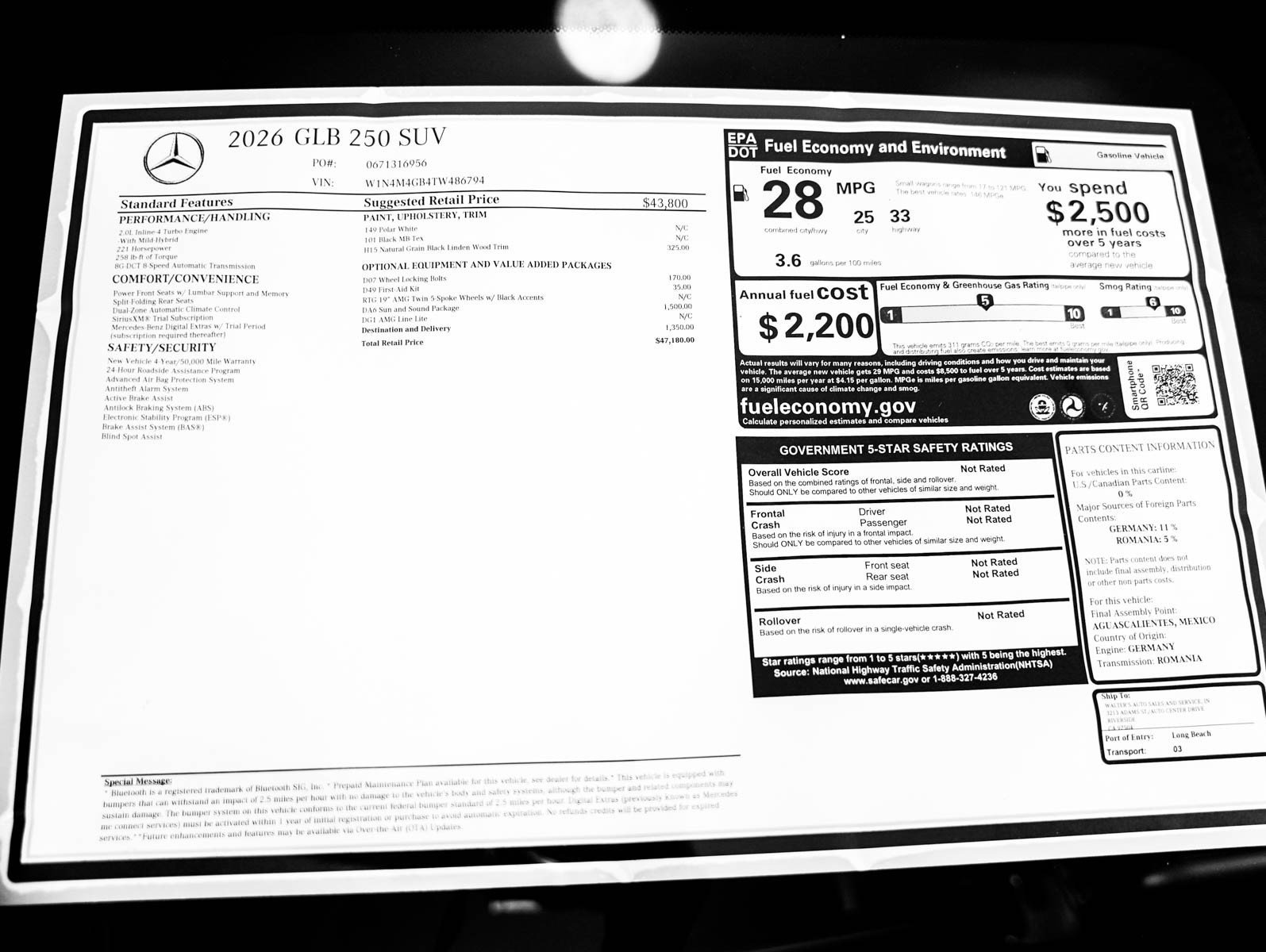 New 2026 Polar White Mercedes-Benz GLB 250 image 25