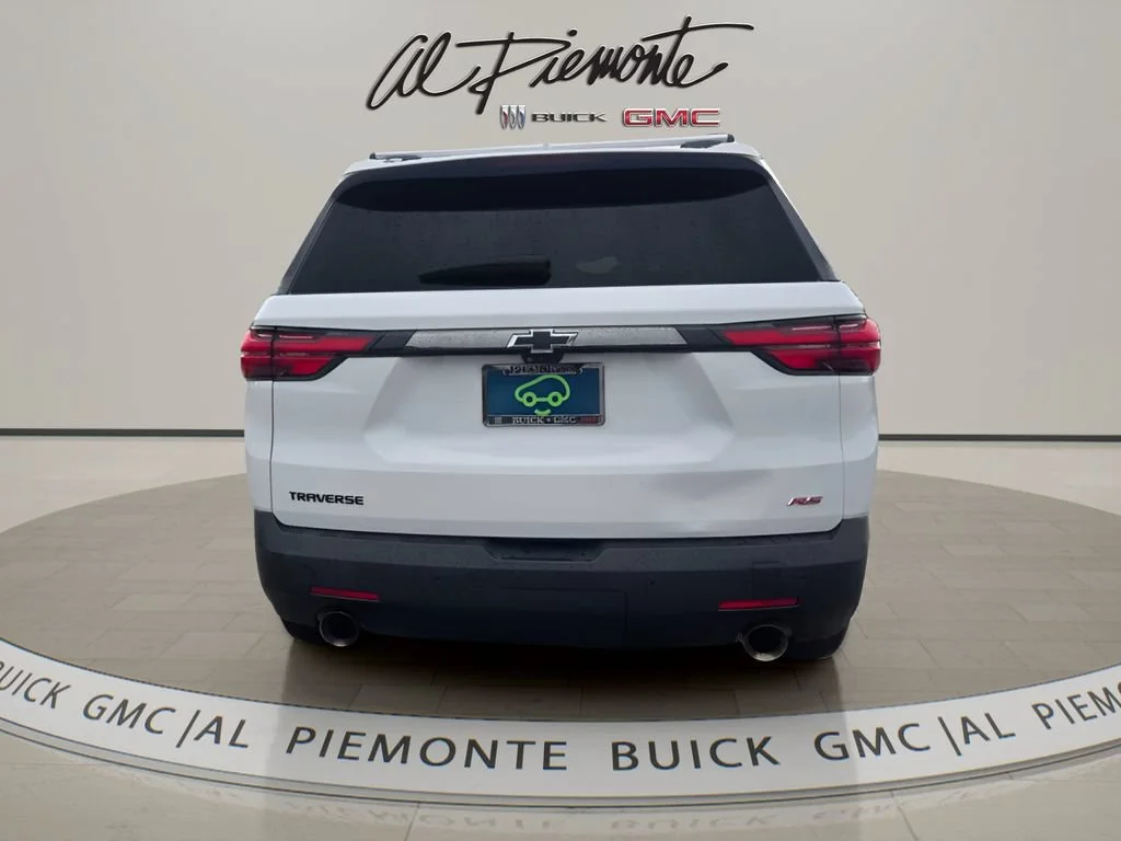 Certified Used 2022 SUMMIT WHITE Chevrolet RS image 5