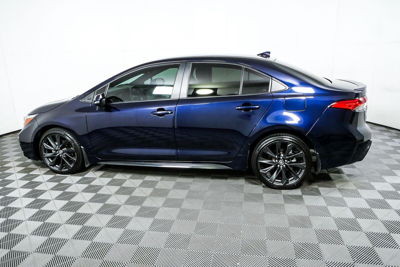 2025 Toyota Corolla SE - Photo 28