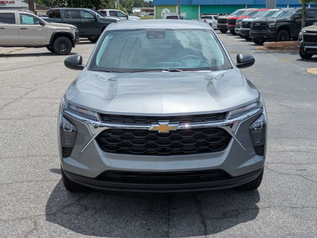 2026 Chevrolet Trax LS - Photo 10
