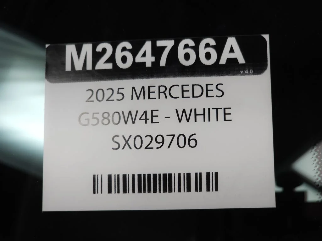 Certified Used 2025 Moonlight White Metallic Mercedes-Benz G 580 image 39