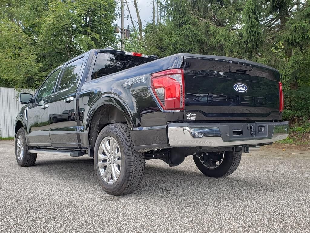 New 2026 Agate Black Metallic Ford XLT image 5