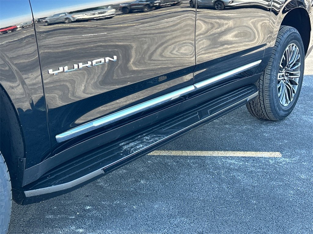 2026 GMC YUKON XL - Image 11