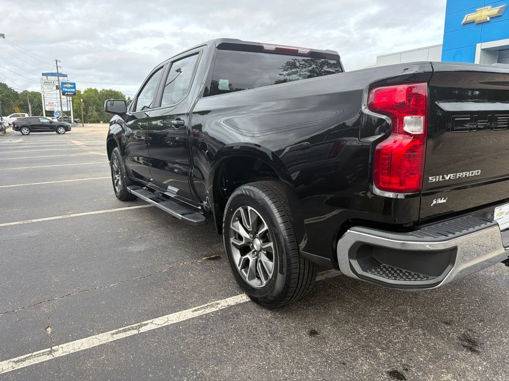 Used 2024 Black Chevrolet LT image 3