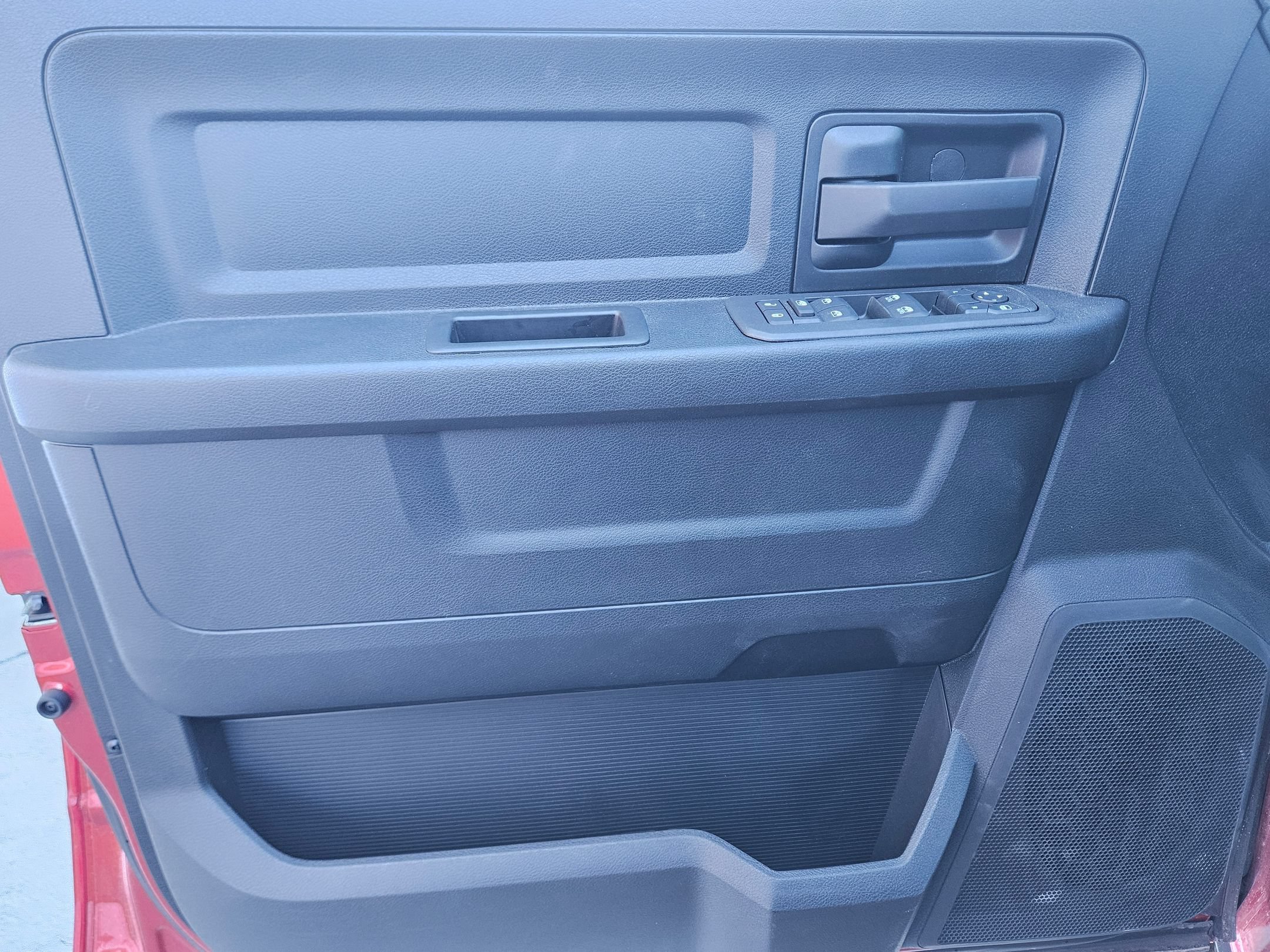 2026 RAM 2500 Tradesman - Photo 15