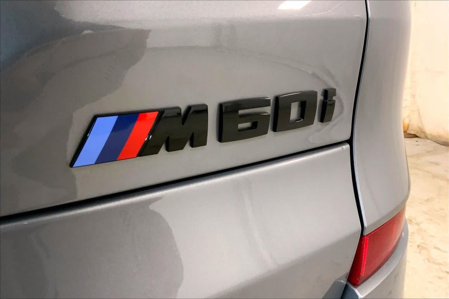 New 2026 Skyscraper Grey Metallic BMW M60i image 16